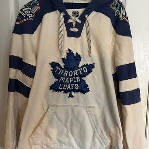 Toronto Maple Leafs Winter classic Hoodie - Medium